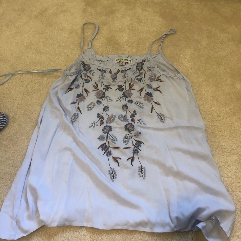 Floral embroidered tank top
